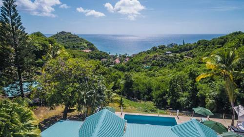 Cap Estate Villa Sleeps 6 With Pool Air Con And Wifi