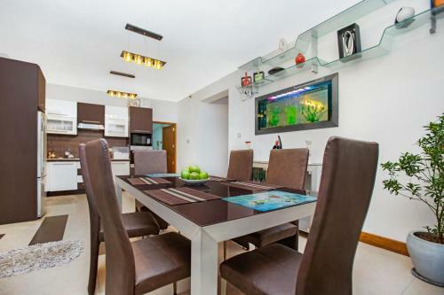 Atrium Leisure