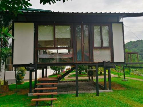 Kolonne Riverside Hotel