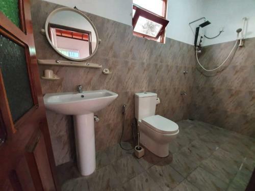 Hostal Clara Guest House