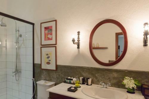 Taru Villas - Leela Walauwwa - Level 1 Safe & Secure