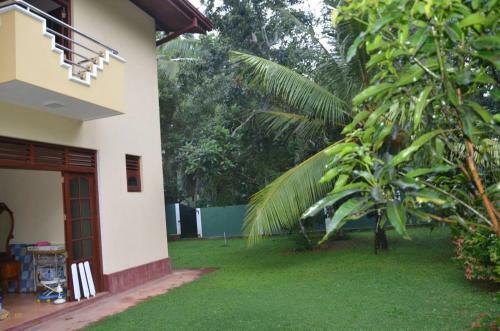 Villa Vinses In Hikkaduwa