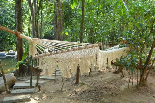 Shadow Grove Camping & Cabins Kitulgala