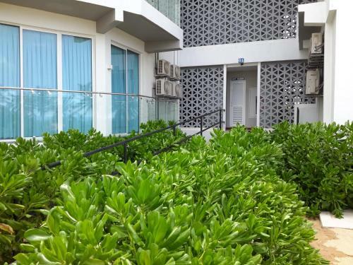 Nilaveli Ocean Front Apartments