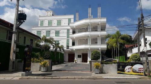 Hotel Akshayaam- Negombo