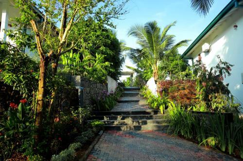 Hotel Hill View Resort