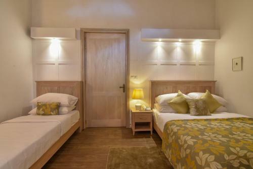 Hotel The Lynden Grove