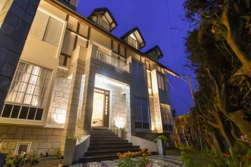 Hotel The Lynden Grove