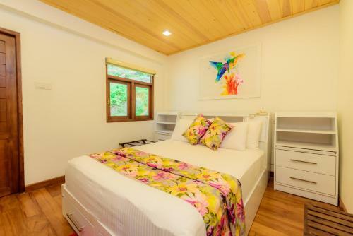 Villa Hummingbird Hill Cottage