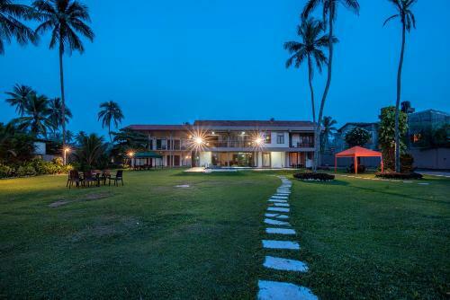 Kayjay Garden Hotel (beach Front)