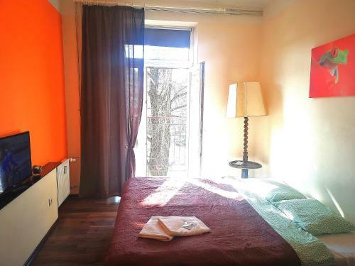 Studio Apartment With Balcony