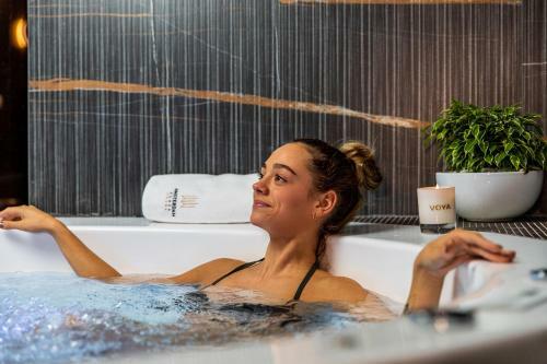 Amsterdam Plaza Hotel & Spa