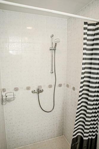 Hostal Everena Guest House
