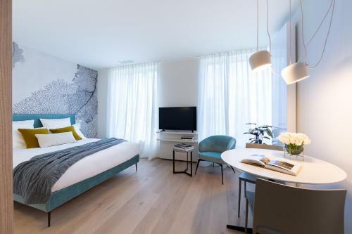 The Central - Luxury Aparthotel