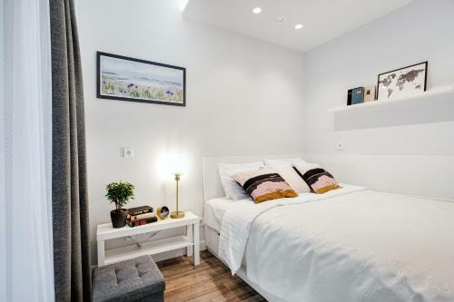 Cosy White Scandinavian Apartment By Houseys