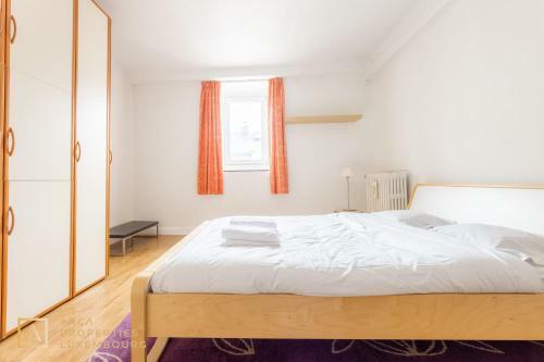 3br Townhouse With 2 Bathrooms, Private Parking & Terrace