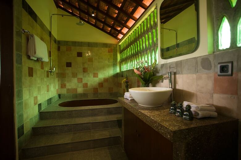 Hostal Omah Apik