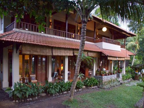 Hostal Omah Apik