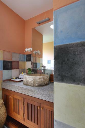 D'legon Villa