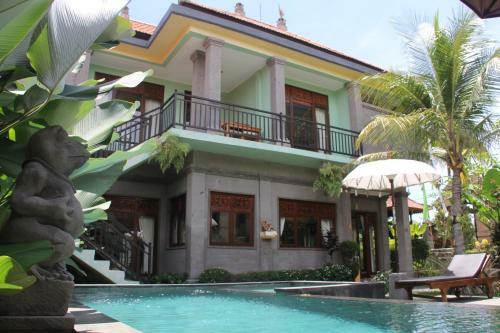 Hostal Villa Bungsil Gading