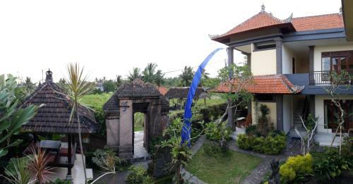Hostal Villa Bungsil Gading