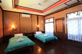 Hostal Bali Gardenview Cottages