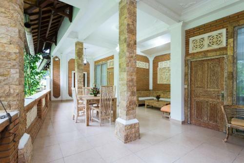 Ani's Villas