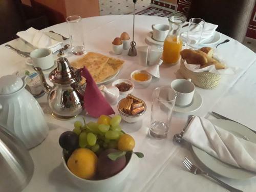 Hostal Riad Azaro