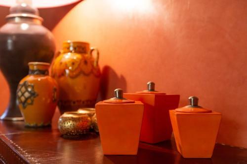 Hostal Riad Azaro