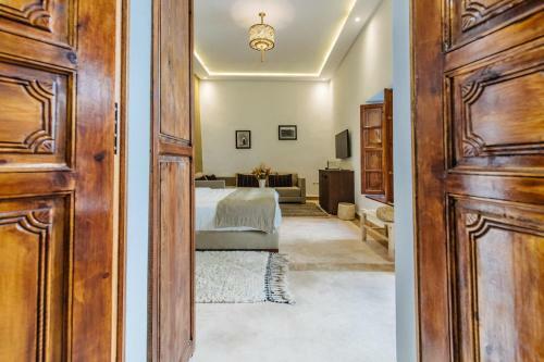 Hostal Riad Nayanour