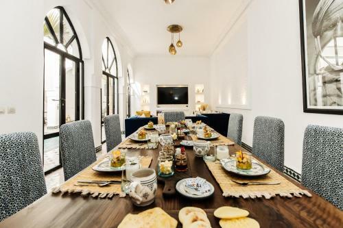 Hostal Riad Nayanour