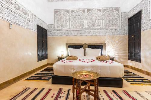 Hostal Riad Medina Art Suite & Heated Pool