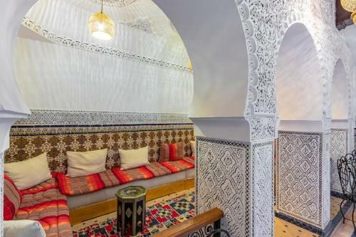 Hostal Riad Medina Art Suite & Heated Pool