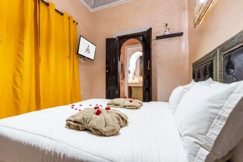 Hostal Riad Medina Art Suite & Heated Pool