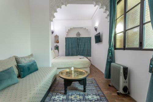Riad Hart Essoura