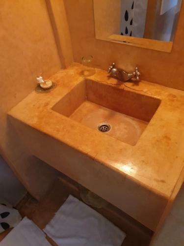 Hostal Riad Neela