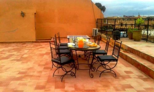 Riad Miramare Pour Familles