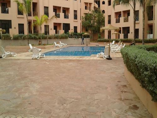 Quiet Apartment In A Paradise Residence. Overnight Prices, Remained Stable