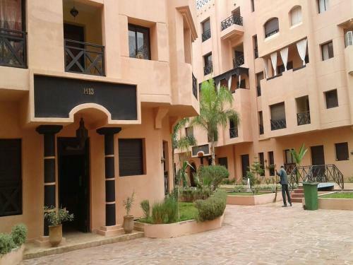 Quiet Apartment In A Paradise Residence. Overnight Prices, Remained Stable