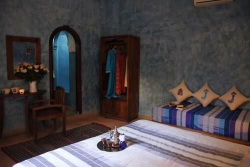 Hostal Riad Azenzer - Room Chefchaouen 3 Pers