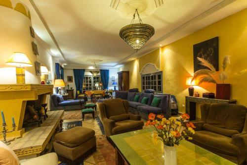 Villa Les Oliviers - A Setting Of Tranquility
