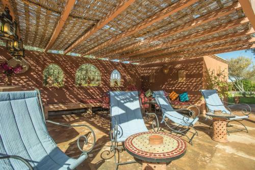 Villa Les Oliviers - A Setting Of Tranquility