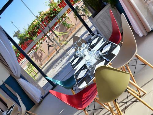 Wazo Hotel