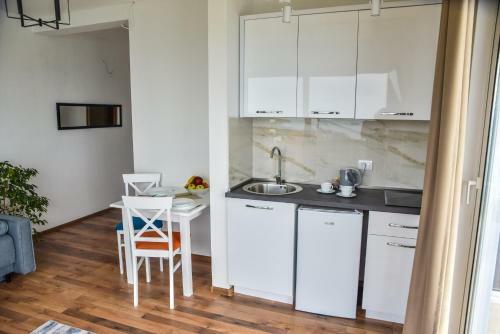 Hostal Apartments Blue Heaven