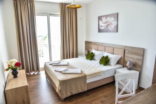 Hostal Apartments Blue Heaven