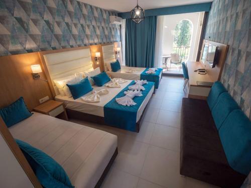 Pearl Beach Hotel & Resort