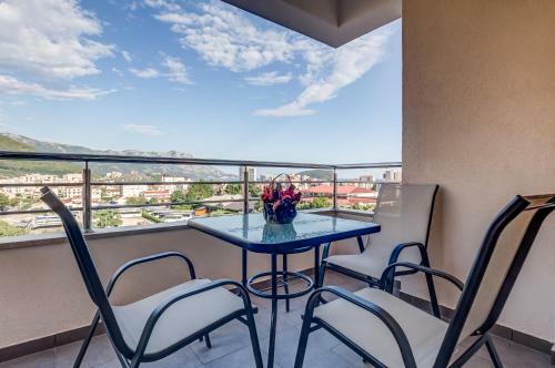 Aparthotel Adriatik Lux Apartments