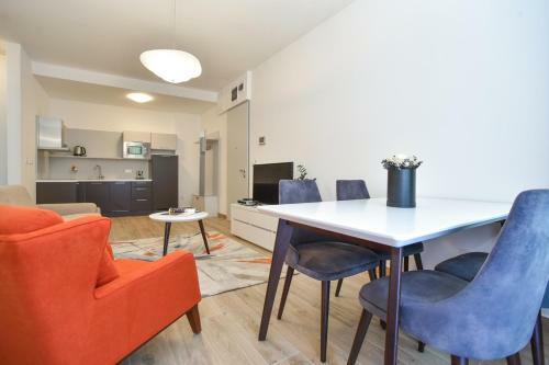 Aparthotel Montesa Royal Apartments