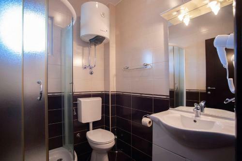 Mandir Apartments - Center