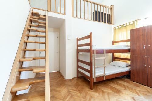 Hostel Budva